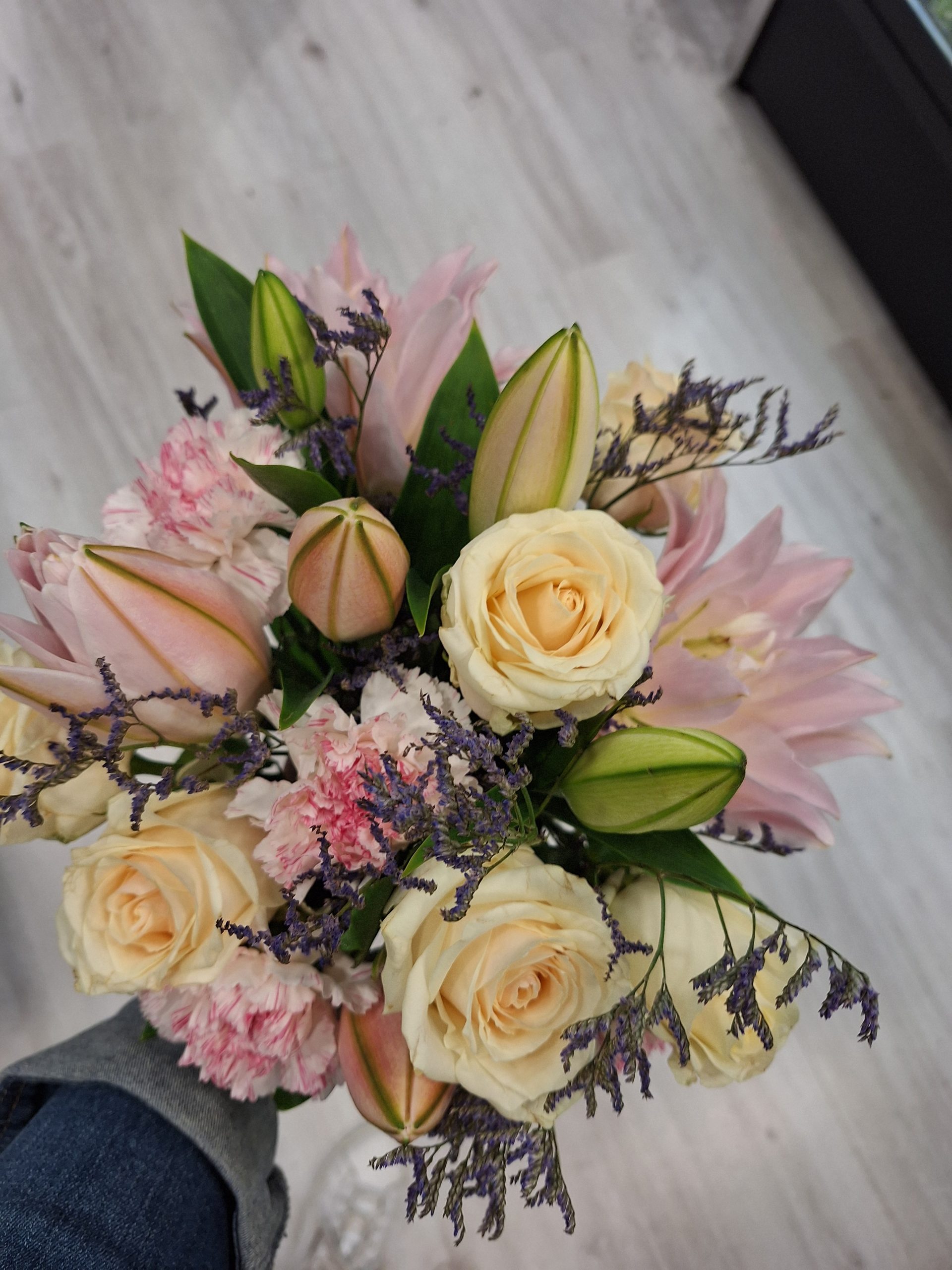 abonament kwiatowy bukiet sezonowy