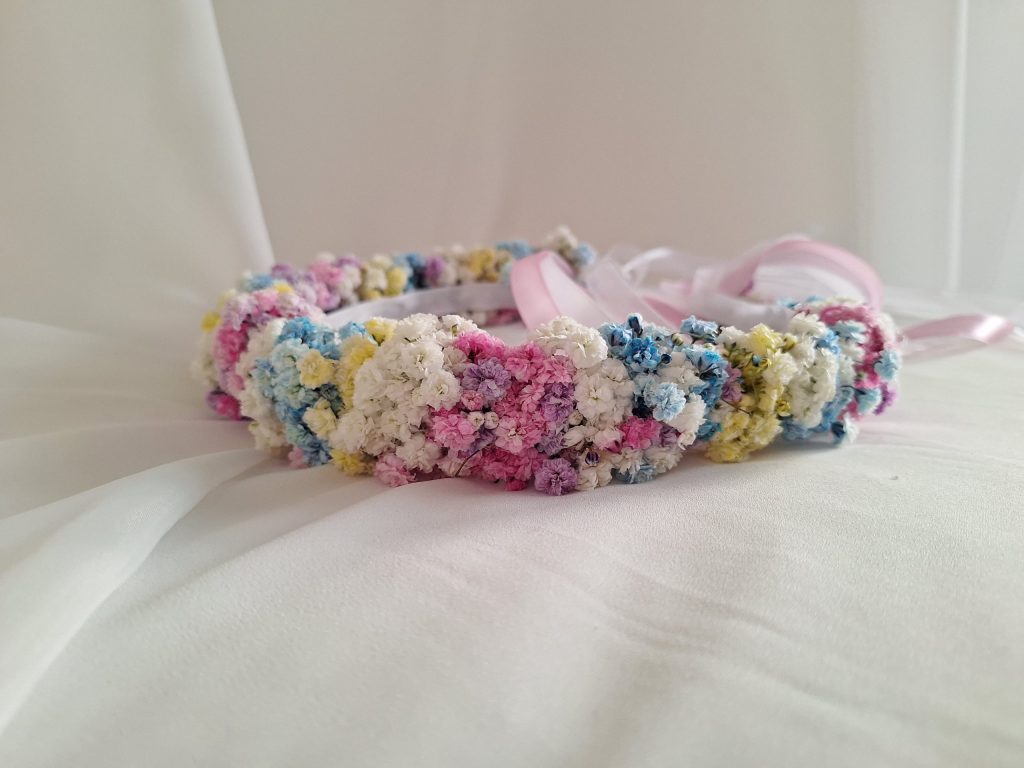 wianek kwiatowy dziecięcy pastelowy
